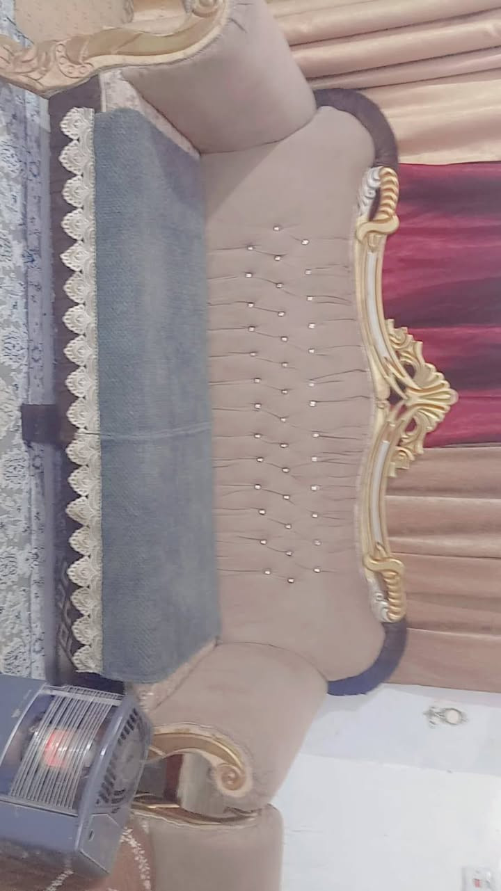 سلام عليكم ورحمة الله وبركاتة عندي هاذا تخم 10مقاعد     للبيع المكان بغداد الطوبجي السعر 300بي مجال حيل بصيط هاذا رقمي ***********متواجد علا جميع البرامج
