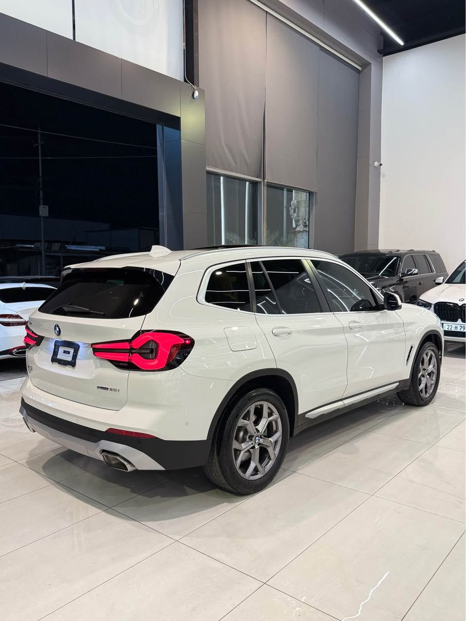 BMW X3 2024 Mpakage Black Full Option
موديل /2024 .
العداد / ماشية 13 الف فقط زیرو .
سعر/ 340 ورقه و بیها مجال قلیل.
اللون / ابيض ثلجي، لون الداخل مشمشي ديزاينو .
 السيارةفول الفول ، مواصفات كاملة للاخير ، بدي ام M packag, اربع ابواب بصمة و صندوق كهربائي و فتح واغلاق ذاتي للسيارة و الصندوق عند الاقتراب ، فتحة سقف ، لايتات  بلاک شاشة وكاميراو حساسات امامية خلفية ٣٦٠ درجة ، رادار امامي وخلفي و جانبي و مانع اصطدام توقف ذاتي ، رادار کبیر اداپتیف نظام القيادة الذاتية ACC، نظام منع الخروج عن المسار LKA
نظام النقطة العمياء BSA, عداد سرعة الكتروني ، شاحن موبايل لاسلكي، بريك بصمة و اوتو هولد ، سماعات هارمان كاردون ، كشنات امامية كهرباء و ميموري جهتين ، سكان كهربائي وهزاز عند الخطوط
دواخل ليد تتغير عدة الوان حسب الرغبة
السيارة جديدة بمعنى الكلمة زيرو ، بدون اي نقص ، سيرڤس كامل بدون اي خلل 

وارد امريكي فقط جاملغ سایق  و حافه بنید باقی بشرط الفحص والباقي مكفولة من الصبغ والبارد و الرصعات و كلشي جدا جديدة السيارة
رقم الشاصي /5UX43DP02R9U24504
مكان اربيل / معرض البينا كارس 
موبايل / *********** أربيل, العراق
