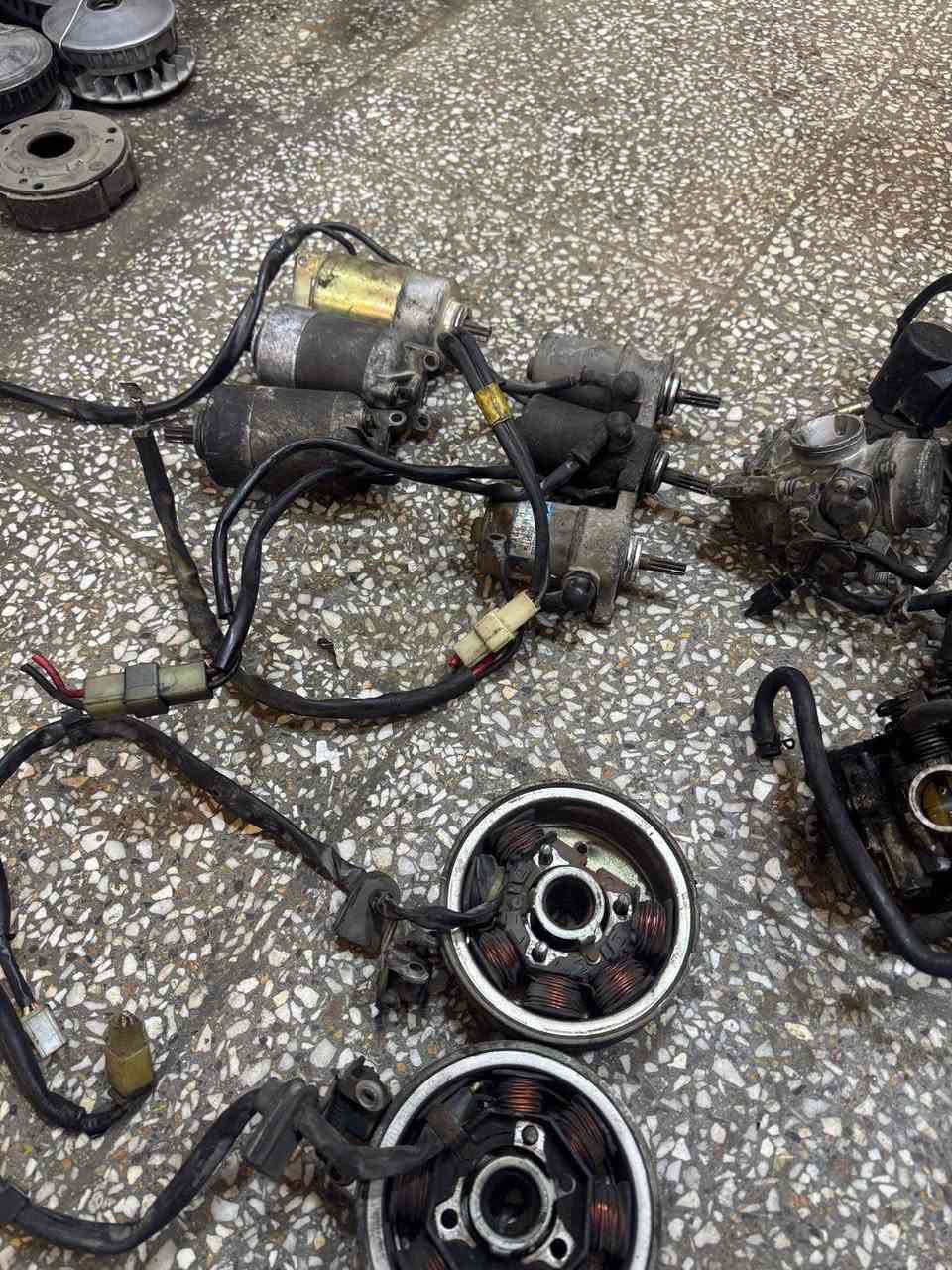 يا الله سلام عليكم من رخصه الادمن تم وصول مكاين ماكس 120 طابوكه ماكس واستان نص وقبق هندر وماكنيت وكلجات وسلف 120و 140 وكابريته اصليه شرط الشغل عالشد وشتريد تفصيخ اصلي
العنوان : 
كربلاء خلف مستشفى الوارث قرب سرية القناصين
  علماً غير موجودين بالصفحه فقط اتصال على الرقم الاتي : 
***********
او 
***********
