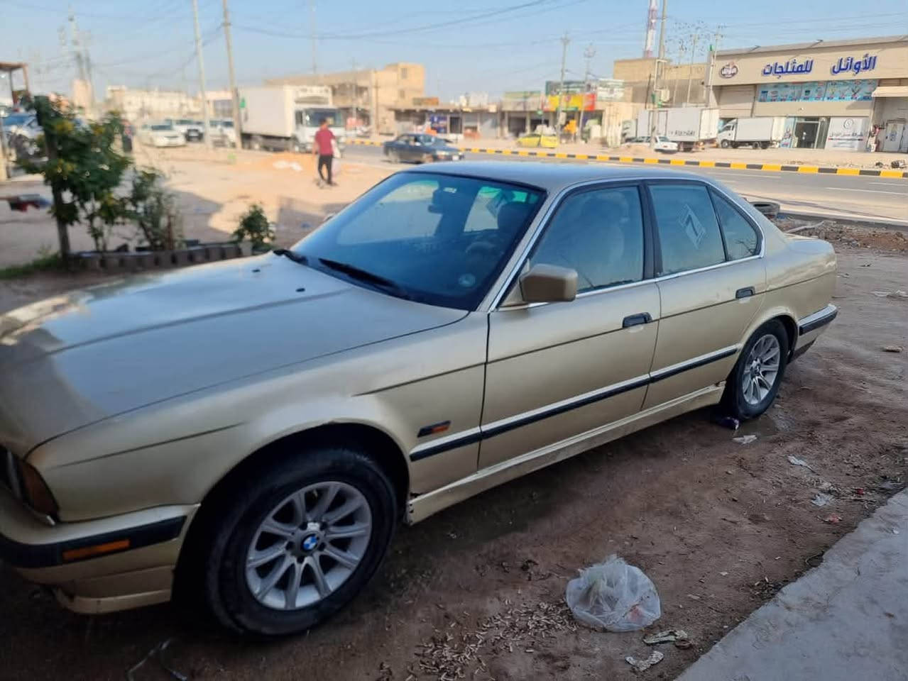 Bmw520 للبيع او المراوس
مديل 1989 محرك مفتوح
نظافة 90‎%‎
محرك بلادي نضيف لا تبخير ولا تنقيص
رقم اربيل شمالي صاحبها كردي مداور نفس اليوم 
زوج تايرات جدد
كير عادي 
السعر 33 وبيه مجال 

***********/***********
