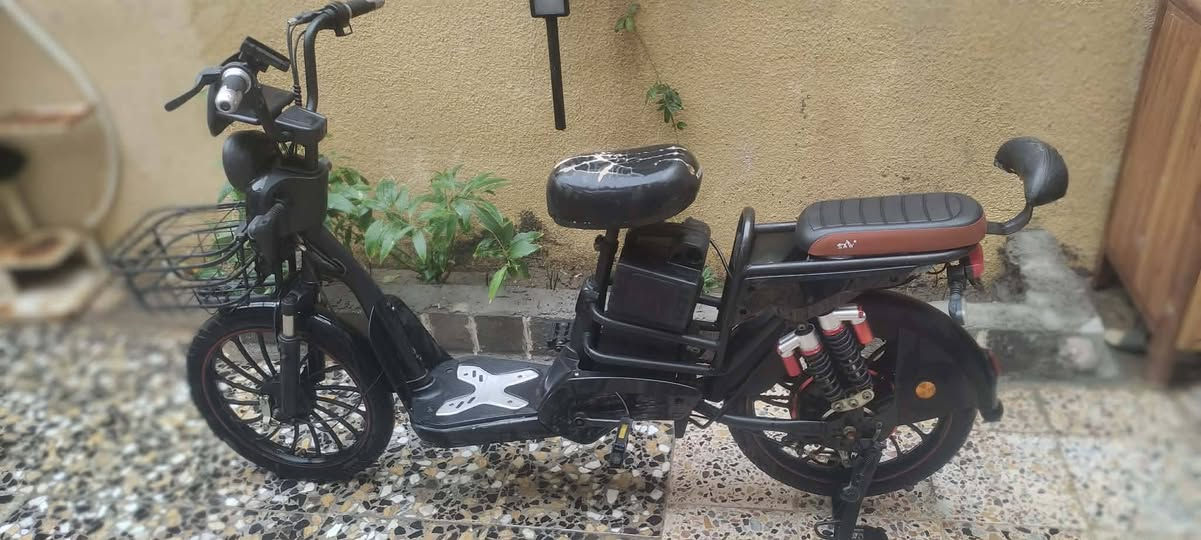 باسكل شحن ٤ بطاريات جدد
السعر ١٨٠


**إذا كنت صاحب هذا الإعلان وتريد حذفه لأي سبب، رجاءا أرسل رسالة إلى الدعم الفني**