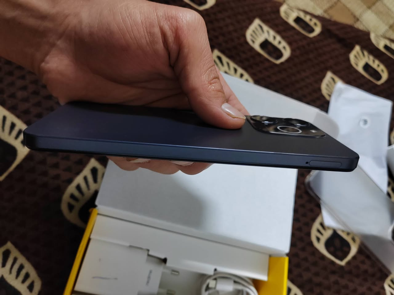 السلام عليكم ورحمة الله وبركاته
للبيع او مراوس اش عندك نزل
ريلمي نوت 70 نضافه 100
مستعمل يومين فقط
ذاكرة 256 رام 24
بطارية 6000 الاف
السعر/195 والشراي يدلل
للعلم سعر الجديد 225 صار
مكاني موصل أيسر
***********
