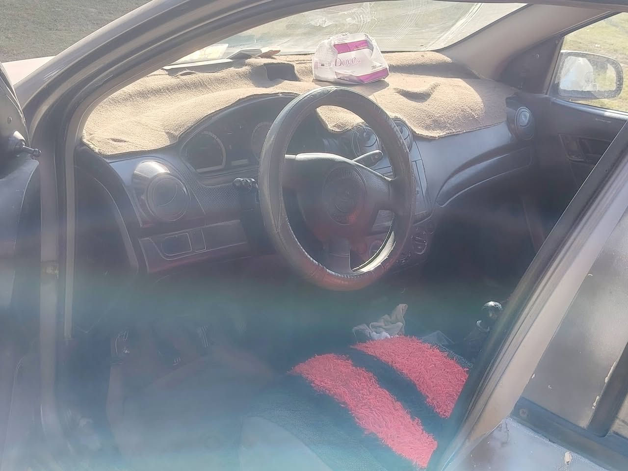 السلام عليكم 
سياره افيوو للبيع موديل 2007
رقم بابل السياره بسمي مكان السياره بابل مشروع المسيب السياره خير من الله مال شخص معتني بيه من البيت للدوام من الدوام للبيت السعر 44 ورقه وبيه مجال باقي التفاصيل اتصل على هذا الرقم ***********
