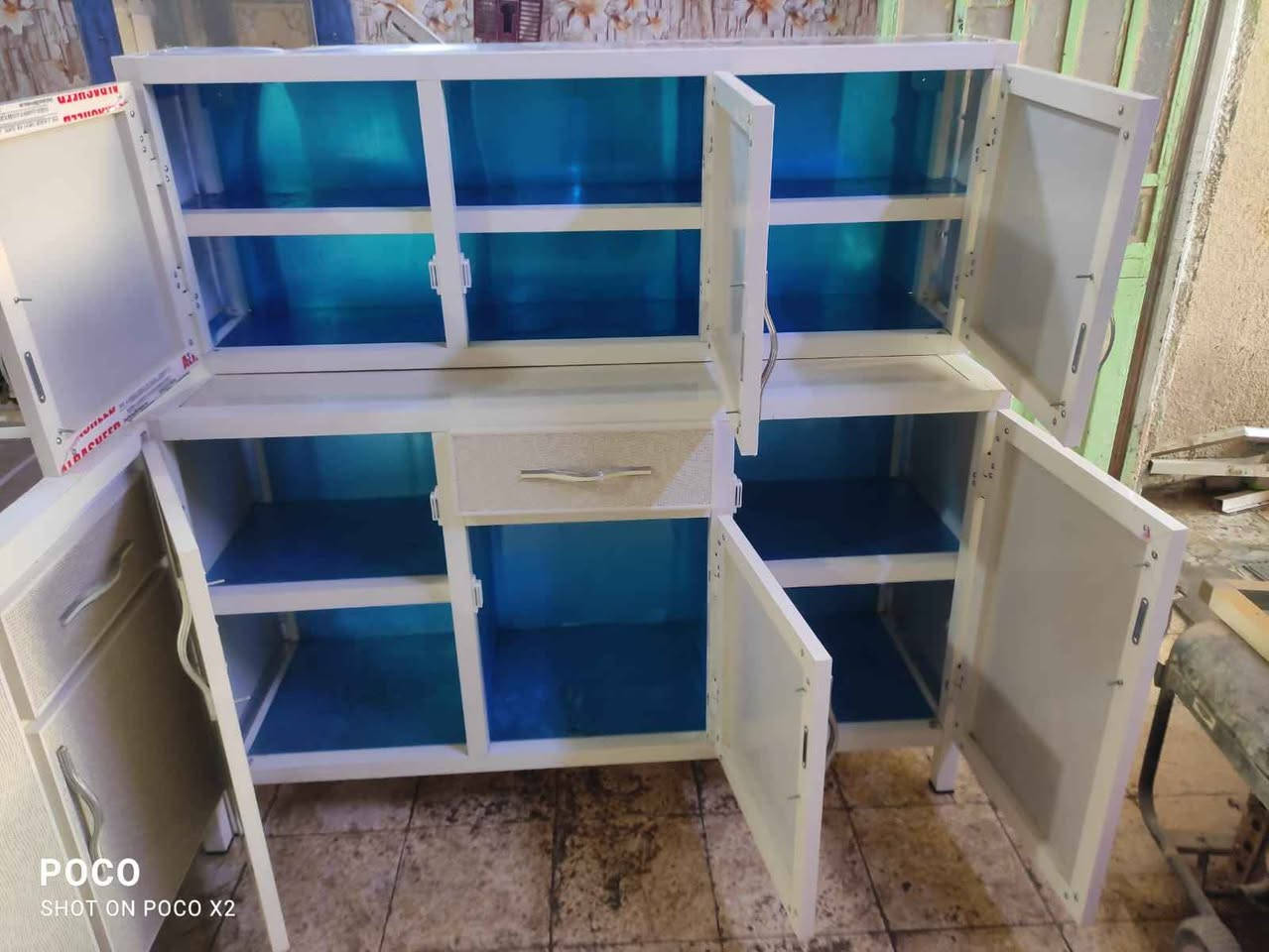 كاونتر وسنكي طلث قطع تركي وتسكام كلش كلش نضاف اي ضرر مابيهن مثل مشوفهن بصورة قياسات كاونتر متر ونص وسنكي مترين العنواننجف حي جزيرة سايدين مطعم العكايشي فرع جامع ثقلين *********** النجف, العراق
