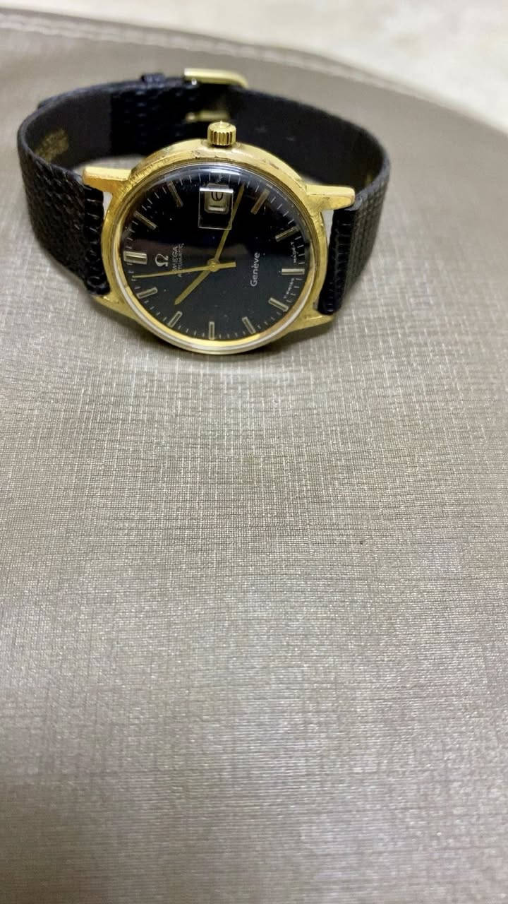 السلام عليكم
ساعه من ماركة أوميكا العريقه فنتج سويسري 

المواصفات 

الماكنه أوتوماتيك فراشه  24 جوهره 

الهيكل تغليف ذهب 20 مايكون 

المينه مميزه أسود فحمي +منفذ شهري

الساعه بلاديه بلكامل عده لسير ولبك مستبدل 

السعر 470$


**إذا كنت صاحب هذا الإعلان وتريد حذفه لأي سبب، رجاءا أرسل رسالة إلى الدعم الفني**