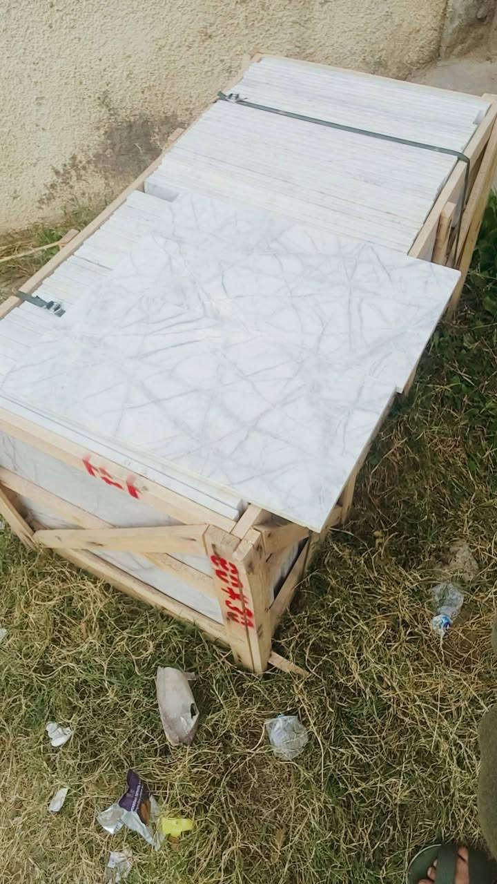 عندي مرر تركي اسكيبة ٣٥ متر
مشتري المتر ٢٨ اليريدة يشتري اسهلة كلش اهوي
*********** واتساب اتصال
