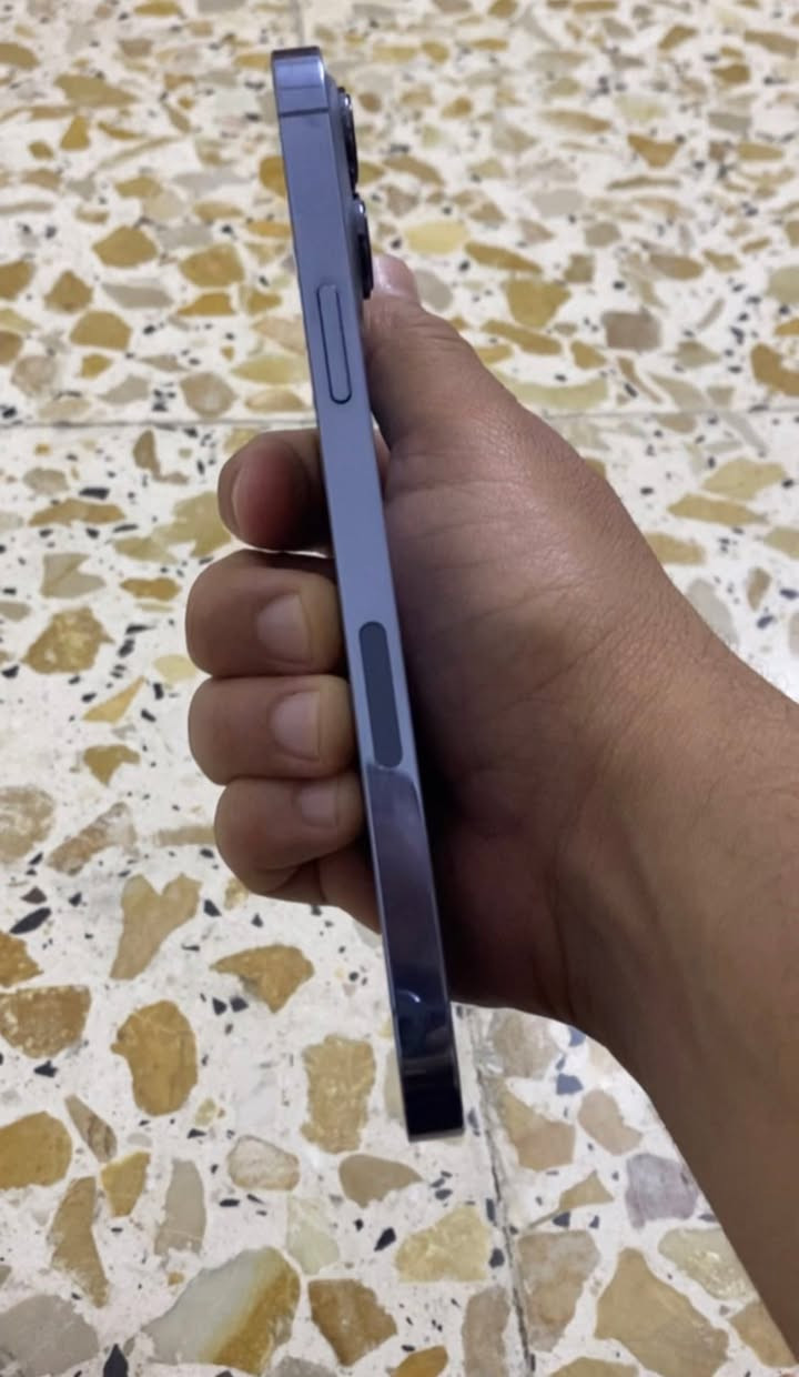 سلام عليكم ،، مرخصت الادمن 
١٣ بروماكس أمريكي ٢٥٦ بطاريه ٨٥ بلادي جهاز كلش نظيف مامفتوح أبد ٧٥٠ وبي مجال مكاني بغداد *********** بي واتساب

