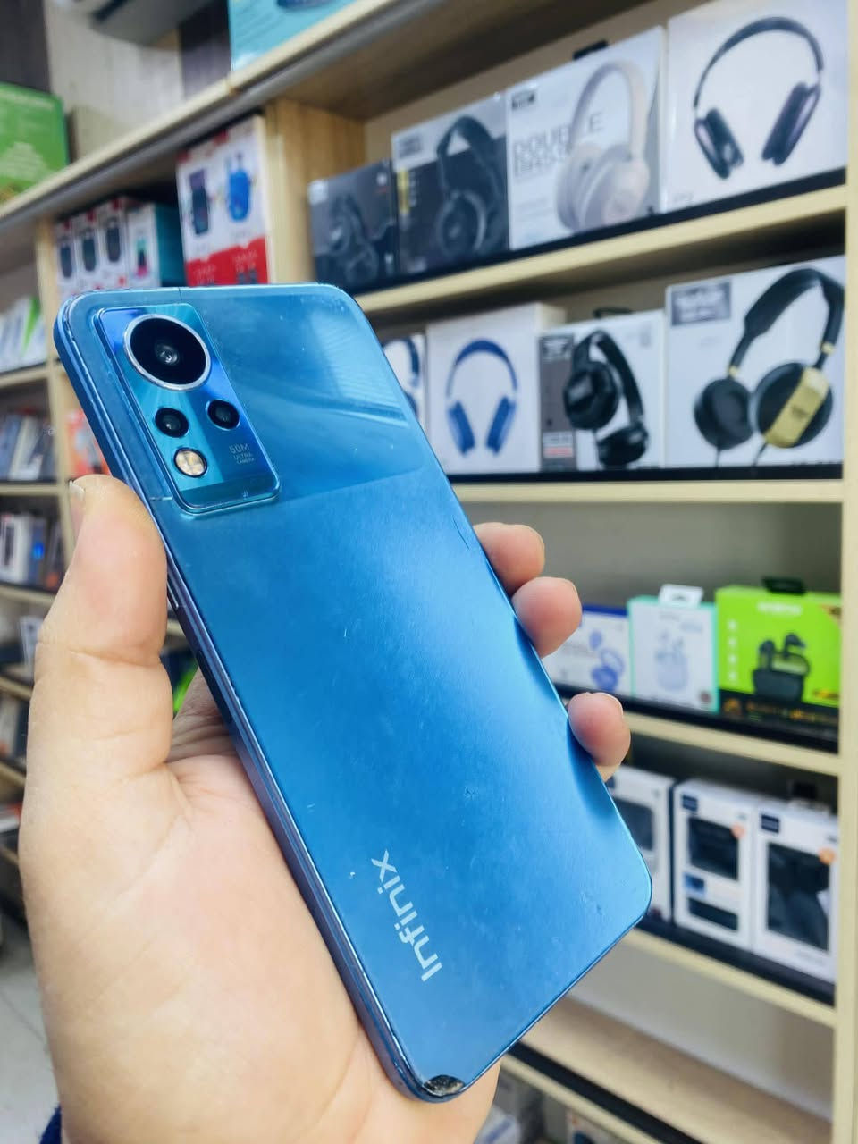 📱 يتوفر جهاز انفنكس نوت 11

🔹 الذاكرة: 128GB/6
🔹 الحالة: نظافة 80 ٪
🔹 الملاحظة: لا يوجد
💰 السعر:  100 الف

📍 الموقع:
مكتب الشمس للموبايل
مفرك السدة / عمارة الفراشة
مجاور قاسم الريماس للنراكيل

✨ تابع ستوري الصفحة يومياً — تتوفر أجهزة مستخدمة باستمرار


**إذا كنت صاحب هذا الإعلان وتريد حذفه لأي سبب، رجاءا أرسل رسالة إلى الدعم الفني**