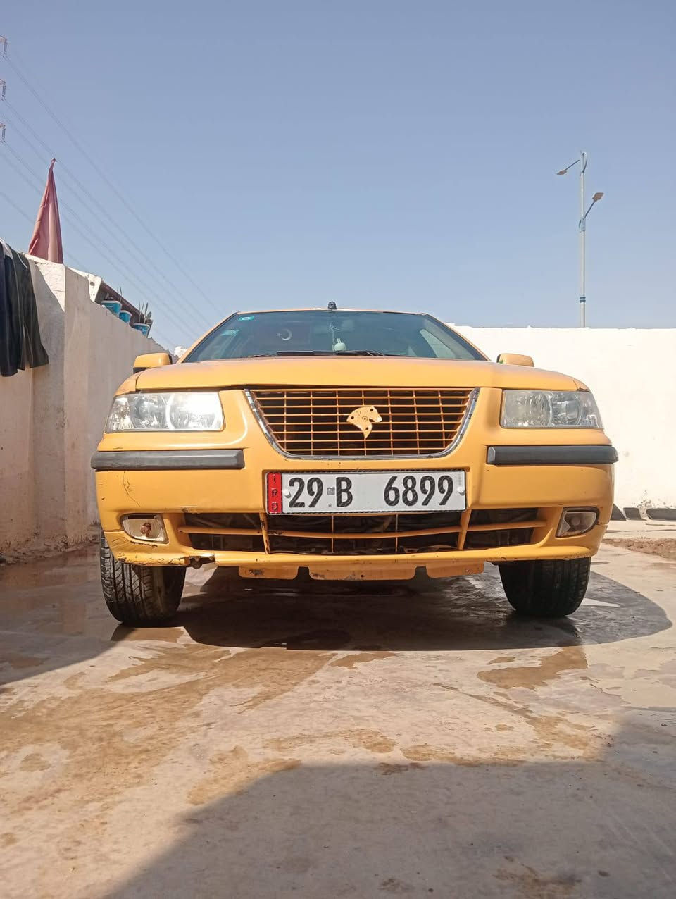 سمند 2012 للبيع
سياره مكفول كير ومحرك شرط تخم تاير 
باتري جديد عليها إدامه كامله غرفه جديده 
سياره كامله كبل لشارع محرك فرنسي 
رقم واسط دولي مصفره هية وغرامات 
تحويل ثاني يوم 
مكان كوت سعره 30 💵 ***********
