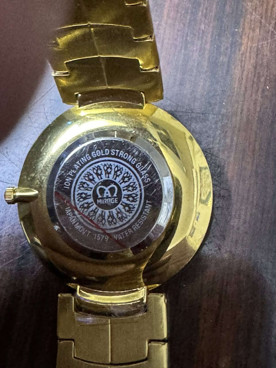 ميراج كوارتز طلاء ذهب


**إذا كنت صاحب هذا الإعلان وتريد حذفه لأي سبب، رجاءا أرسل رسالة إلى الدعم الفني**