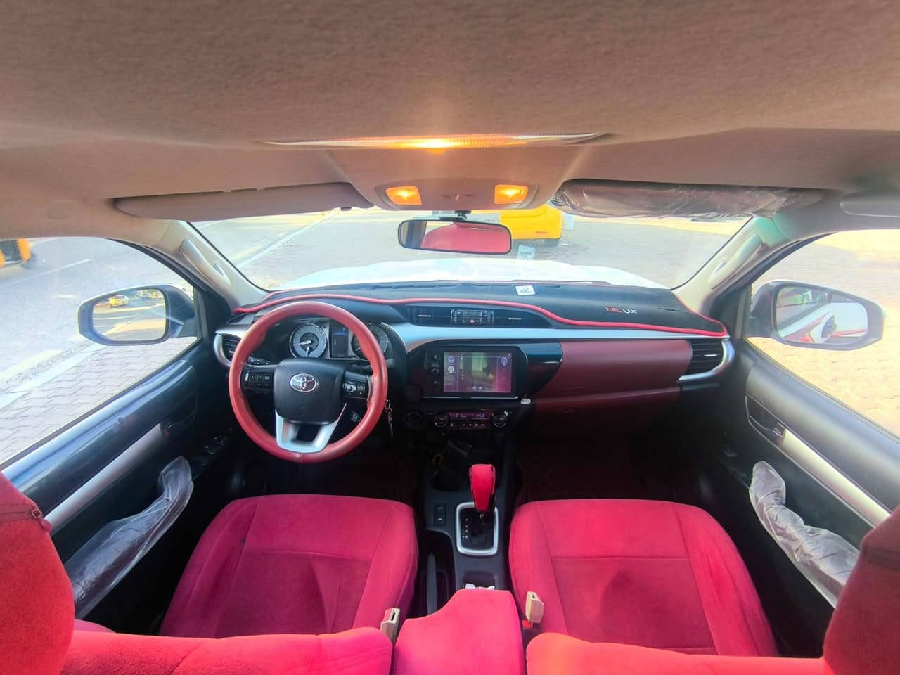 🚗 هايلوكس 2023 فورويل للبيع -
المحرك: 4 سلندر.
الممشى: 59 ألف كم.
الرقم: بغداد (بإسمي) والسنوية للـ 2029.
الفحص: كفالة صبغ ومحرك وكير وحدادية . بيها بارد بسيط جداً وموضح بصور السونار.
المكان: ميسان - العمارة.
السعر: خاص (علق ويوصلك السعر).
📱 للاتصال أو واتساب: ***********
🌹🌹 مكلف بالنشر 🌹🌹
