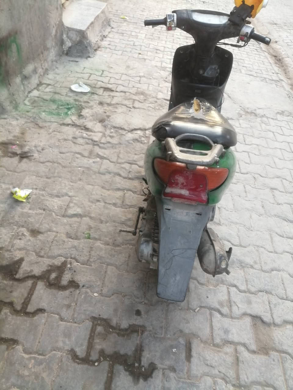 سعرها 100 وبيها مجال مكانه بغداد الشعله 
السلام عليكم دراجه كامله للبيع شغاله


**إذا كنت صاحب هذا الإعلان وتريد حذفه لأي سبب، رجاءا أرسل رسالة إلى الدعم الفني**