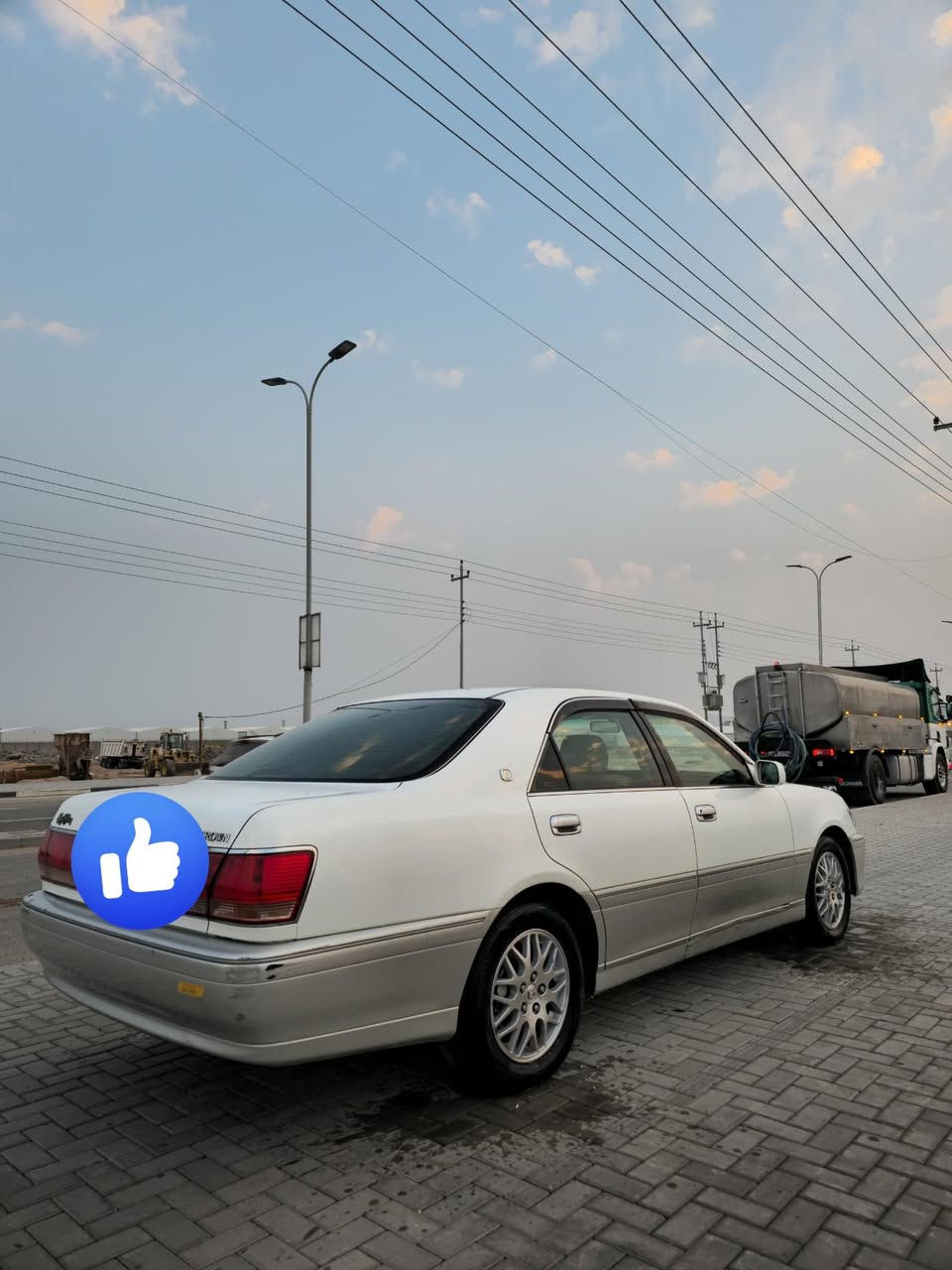 سلام عليكم
جنون مزاد  2001
ماشيه 150حقيقي 
بصره بسمي
فول مواصفات عدا التنته 
4دكم 
كرستال اصل
تحكم ستيرن
كشنات جلد 
كشنات كهربائي 4
تبريد قطعتين 
ثلاجه 
برده خلفيه
زنون عالي ناصي
مكينه ديفور االجبير 
السياره مكفوله كصه ونقل جثه وظربه وصبغ بلعراق
السعر 145 وبيها مجال 
مكان السياره البصره ابو لخصيب
واتساب ***********
اتصال ***********
