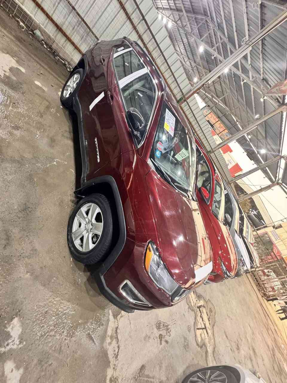 سلام عليكم جيب كومبارس موديل 22 ماشيه 40 فول مواصفات حره بسمي جنطه شفط شاشه كبيره السعر 164 اوبيها مجال اي استفسار أتصال ***********
