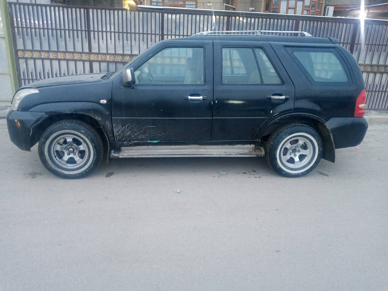 السلام عليكم للبيع صيني جير ومكينه ياباني جير عادي حدث برادو 2007 تحويل ثاني يوم سنويه 29 سياره مقفوله كفاله عامه من كل شيء تبريد ويا السويتش تخم ثائر جديد كهربائيات كلها شغاله على حسب الاصول سياره شغل واطلع وين ما تريد تراك سعر البيع 45 ورقه بها مجال بسيط مكان بغداد حبيبي الاستفسار عن هذا***********
