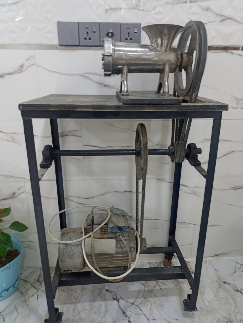 مكينه حجم32استيل و طباخ استيل
السعر300. ***********
