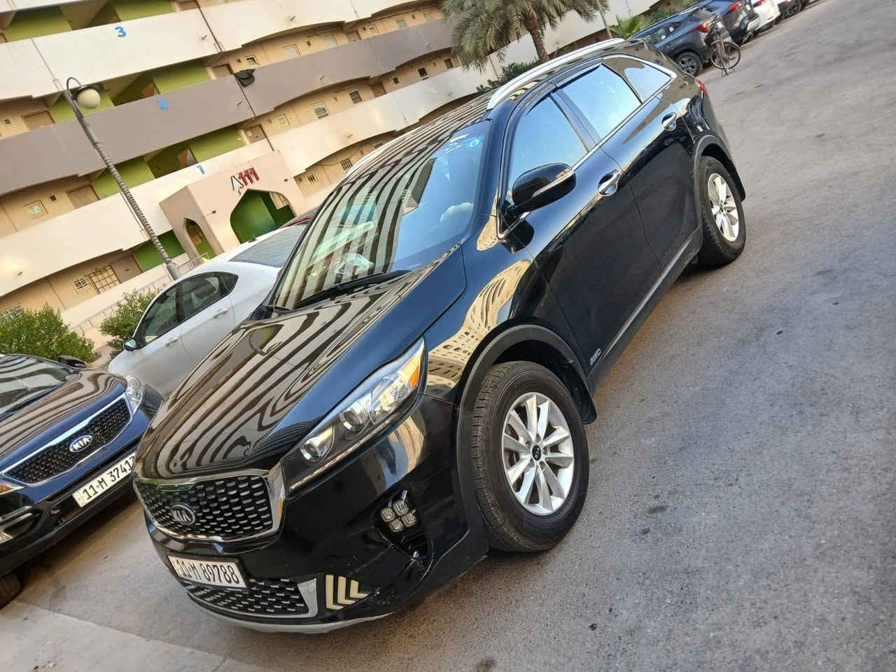 سورنتو وارد امريكي موديل 2019 
اسود اللون 
7 راكب 
تبريد قطعتين 
حدادية صدر تايرات جديدة 
تبريد ثلج ماشاء الله 
الاتصال على الهاتف المرقم ***********
العتوان بغداد الزعفرانية 
السعر 165 $ 
ليها مجال للشراي
