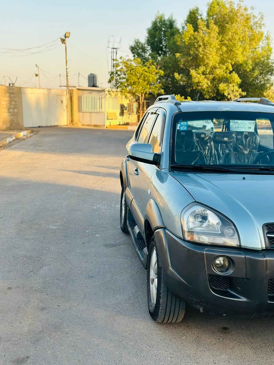 سلام عليكم توسان 2009 خليجيه مكينه 2000كير مكينه خير من الله تبريد صدر سياره حلوه بيه صبغ ربع قطع بدون دواخل مكان سياره بغداد حي جهاد سعر 95وبيه مجال ***********
