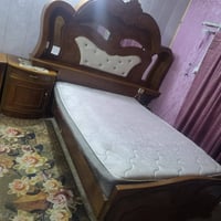 دوشك • جربايه بدون تخت • ميز المرايه