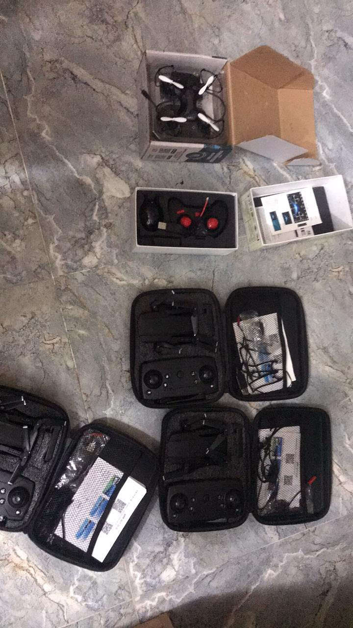 درونات ٥قطع


**إذا كنت صاحب هذا الإعلان وتريد حذفه لأي سبب، رجاءا أرسل رسالة إلى الدعم الفني**