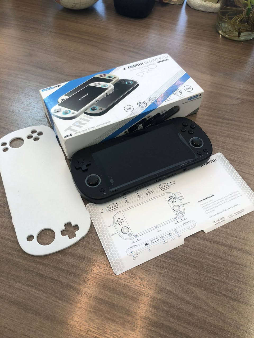 السلام عليكم
جهاز العاب مثل ما موضع بالصورة اخو الجديد
#السعر 60 
يوجد توصيل لجيميع محافظات العراق


**إذا كنت صاحب هذا الإعلان وتريد حذفه لأي سبب، رجاءا أرسل رسالة إلى الدعم الفني**