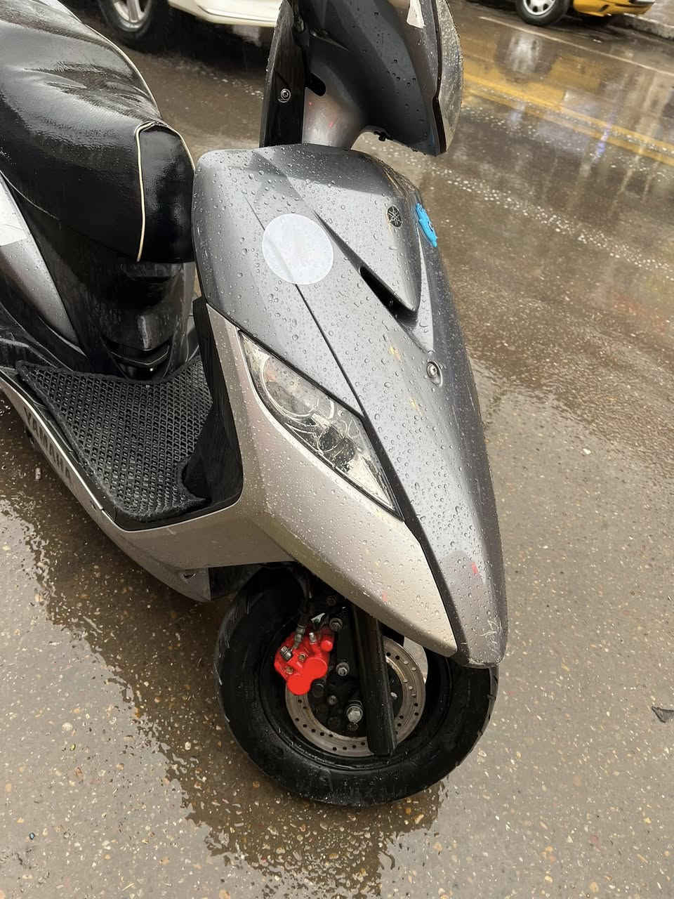 ثعلب gtr 2008 
نوزل 
كفالة ماشية 20 الف 
تاخذها بلك وفلتر شوتة مال وكالة اوراق معرض
المكان دورة شارع ستين السعر (900)رقمي ***********
