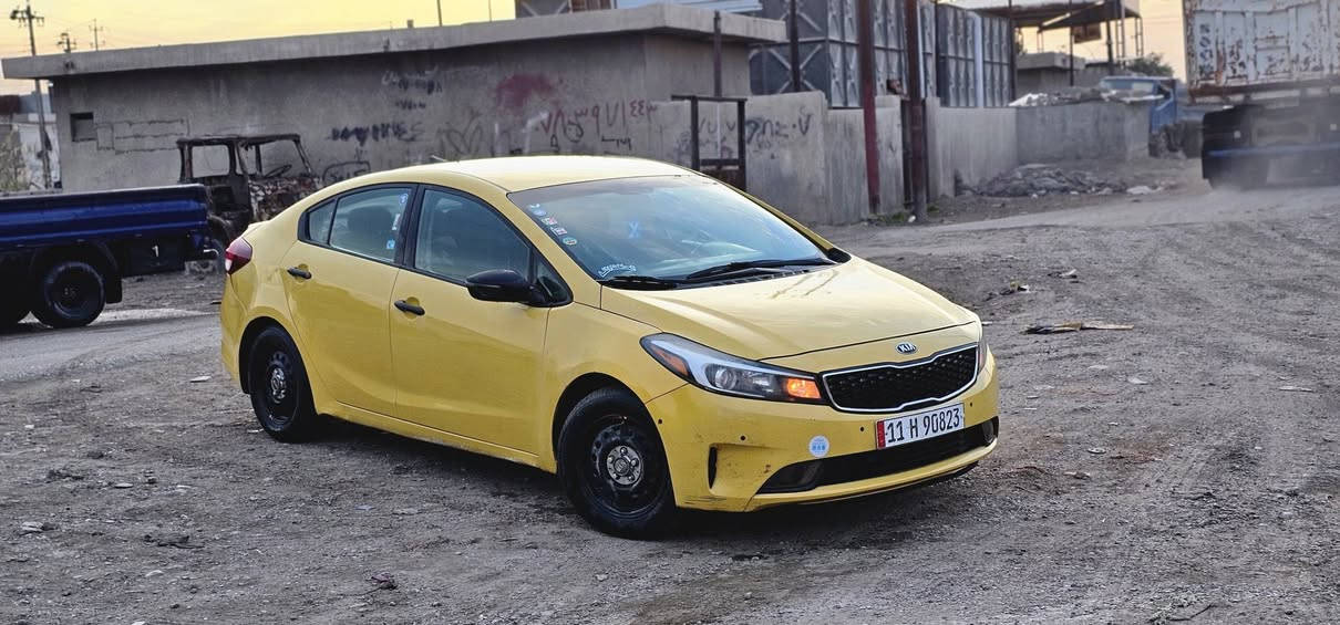 سلام عليكم _ فورتي موديل 2017 وارد امريكي ضرر بنيد وباب وجاملغ والباقي مكفول محرك 2000 دوش   _ فول مواصفات_ كير حداديه خير من الله تخم تاير جديد اي نقص ما بيها  _ بأسمي رقم انكليزي تحويل مباشر مكان السياره بغداد المعامل السعر112 وبيها مجال بسيط للاستفسار الاتصال على الرقم *********** متواجد فيسبوك
