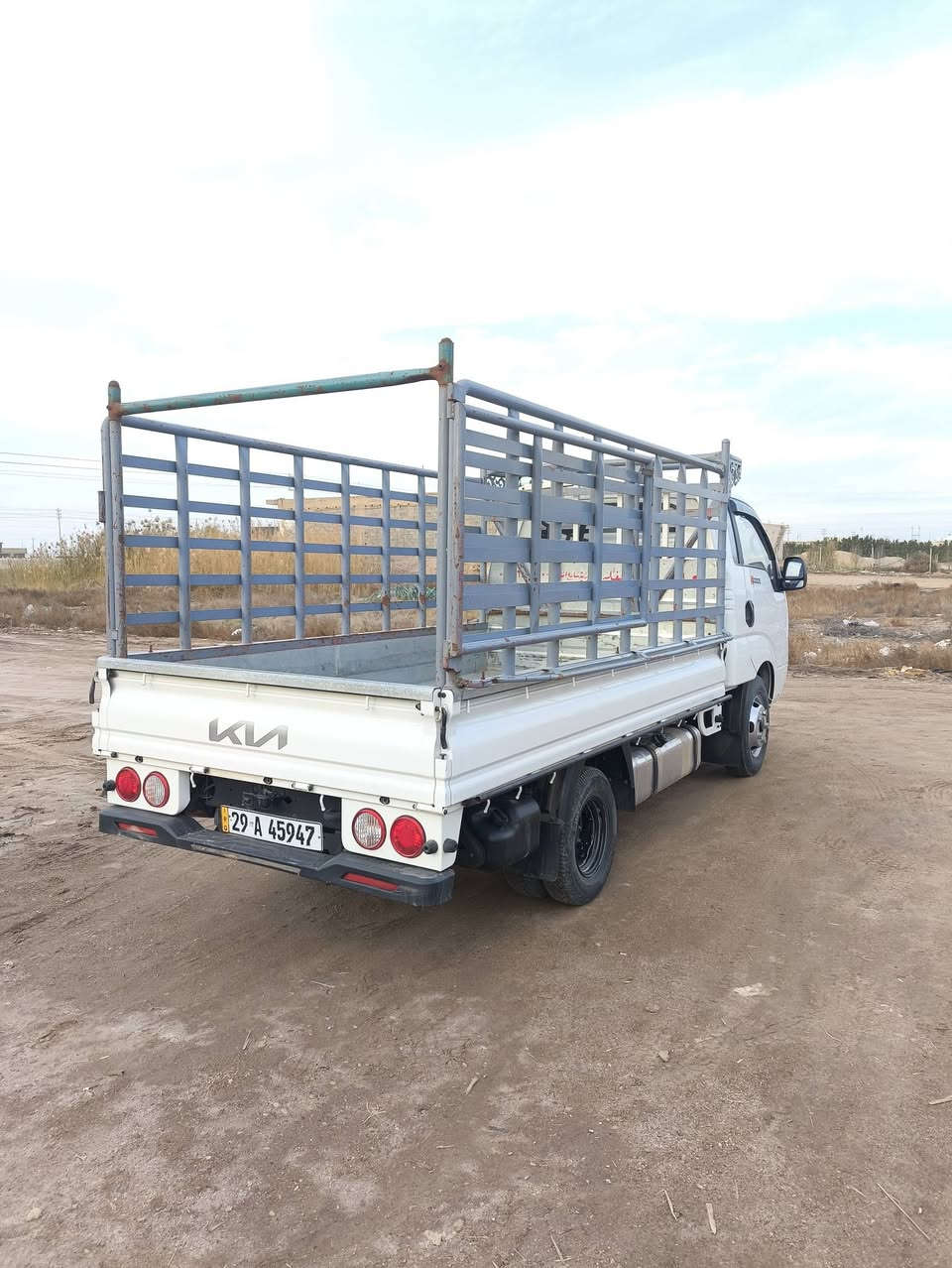 سلام عليكم كيا فحل موديل2025 كفاله عامه 
ماشيه 20الف رقم واسط انكليزي ب اسمي 
تانكي كاز محور 120لتر الغرفه الداخليه مدوشمه مال مسكر بالكامل 
العنوان واسط.. 
للستفسار أكثر اتصل.. 
رقم الهاتف.. ***********
