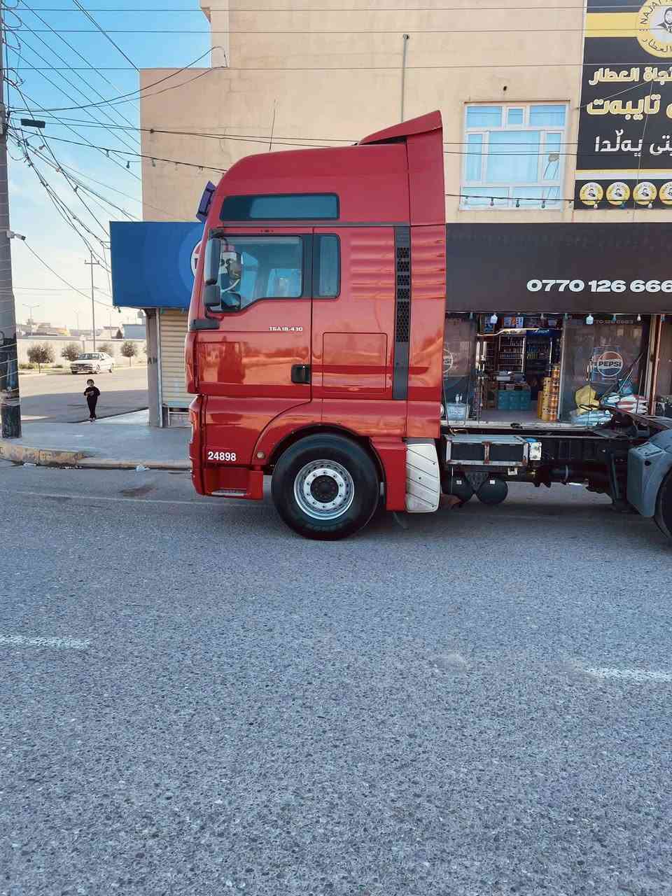 مان.  2007.    430.  سلاجه يه. بويلر كير عادى. قه مه ره كاره باى سياره لوك لوكه.   مه كينه نه كراوه ته وه.    بوخارى هه يه.   ره قه موو. سه نه وى تازه يه.        هه موو گيانى به شه رت. ***********
