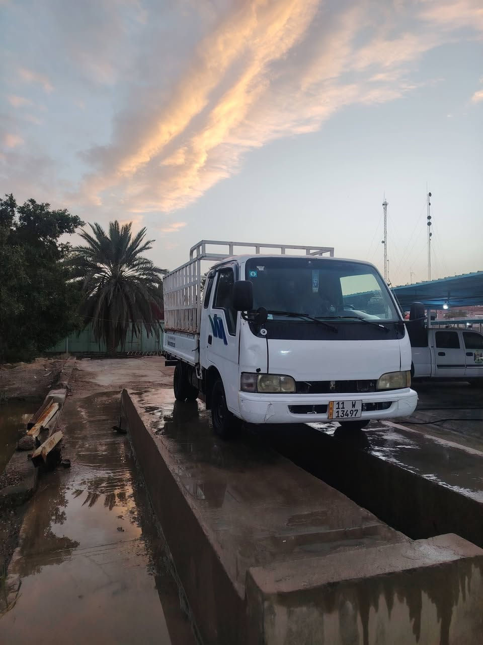 سلام عليكم من رخصة الئدمن فونتيره موديل 97 محرك وكير خير من الله رقم نكليزي بسمي مكاني الدوانية؛ *********** ***********
