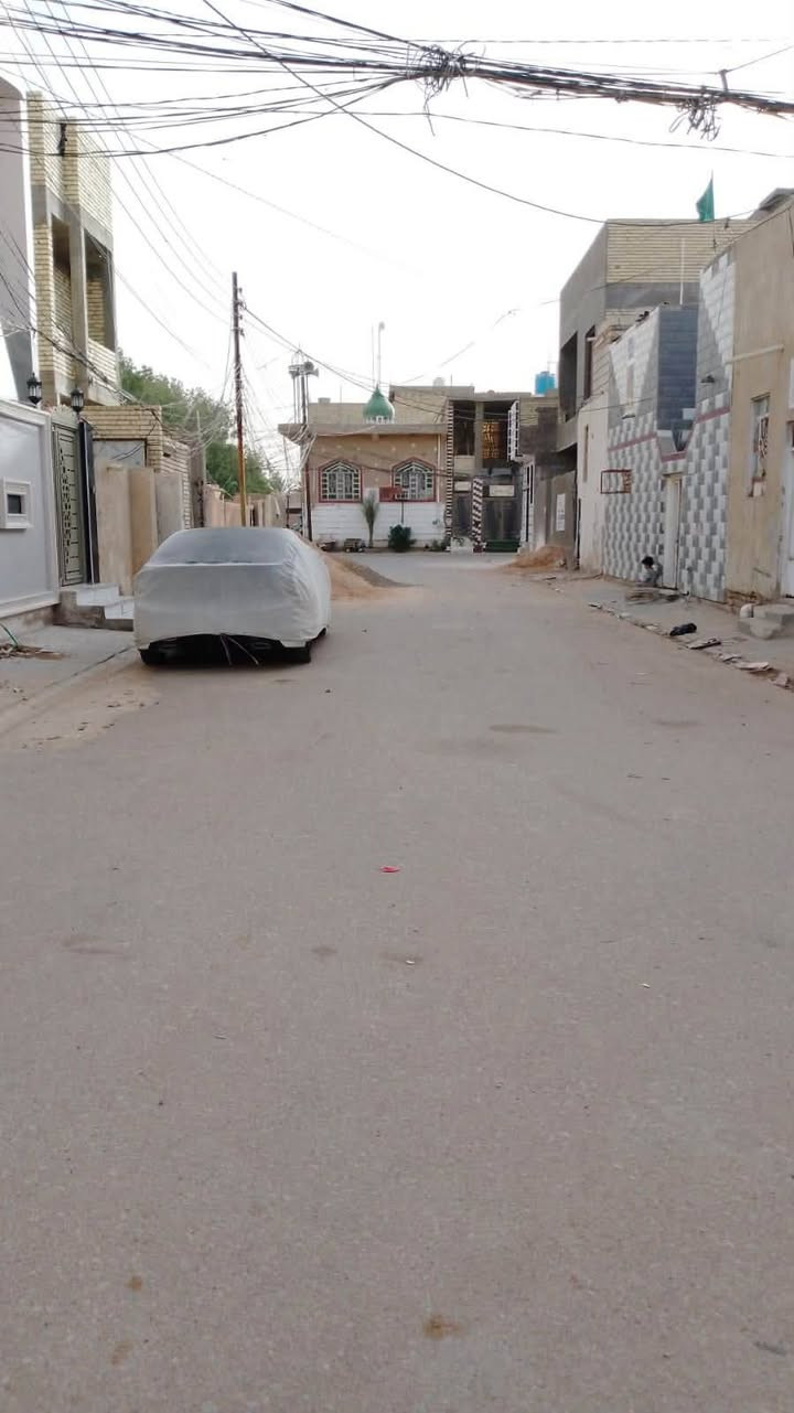 بيت 100م بحي الوفاء منطقه ال43 حرف T موقعه قريب ع الهنديه والعسكري السعر 85 مليون للاتصال ***********
