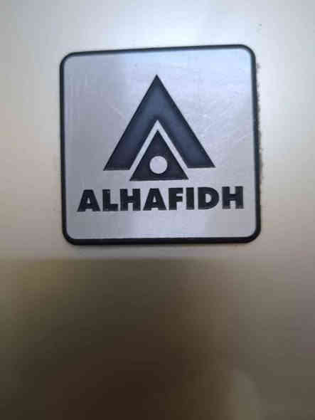 السلام عليكم للببع ثلاجه نوع الحافض كلش جديده تحميد فوول بعدهي وضع شركة ما داخله اي تصليح طولها 175 س. وعرضها 60 س سعر 175 مكاني بغداد التاجي *********** بغداد
