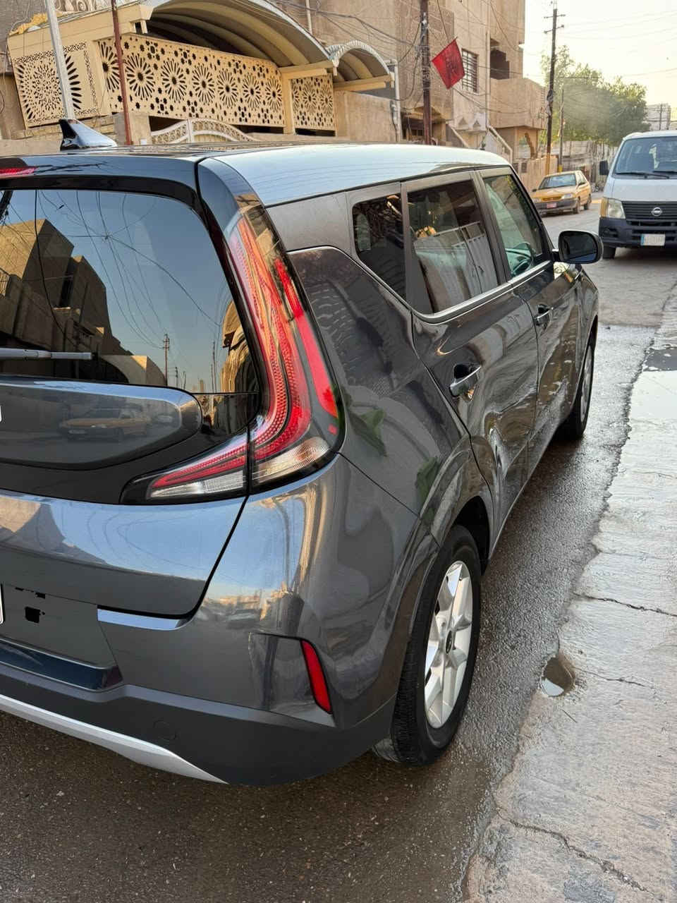 صول للبيع موديل ٢٤ سياره بيه داير مال جاملغ خلفي شويه وباب جبته نفس لون سياره  بدون رقم بسمي عنوان سياره نواب مال بغداد جديده محرك الفين  نص فول سياره جديده رقم هاتف      ***********. *********** صوره حادث بل منشور السعر ١٥٨ بيه مجال
