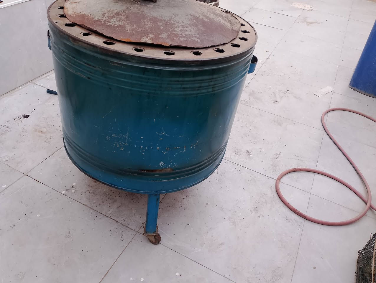 السلام عليكم تنور غاز حجم وصط شرط السعر 25 ألف وبيه مجال قليل


**إذا كنت صاحب هذا الإعلان وتريد حذفه لأي سبب، رجاءا أرسل رسالة إلى الدعم الفني**