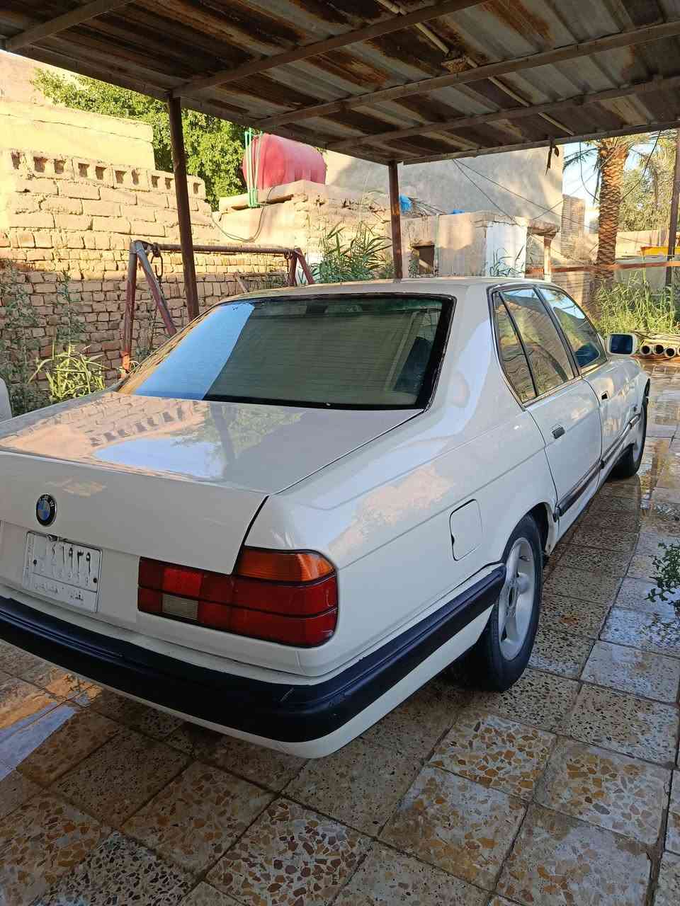 سلام عليكم  730 BMW مفتوح موديل 93 رقم بغداد بسمي مشروع وطني كير محرك كفاله تراي وين ما تريد بدون ضربه تخم تاير باتري جديد مكان واسط لسعر 38 ورقه وبيه مجال حك لجيه رقمي بي واتساب اتصل.***********.
