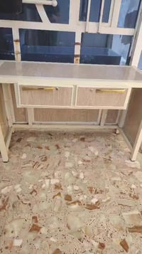 زعفرانية • مكان للبيع