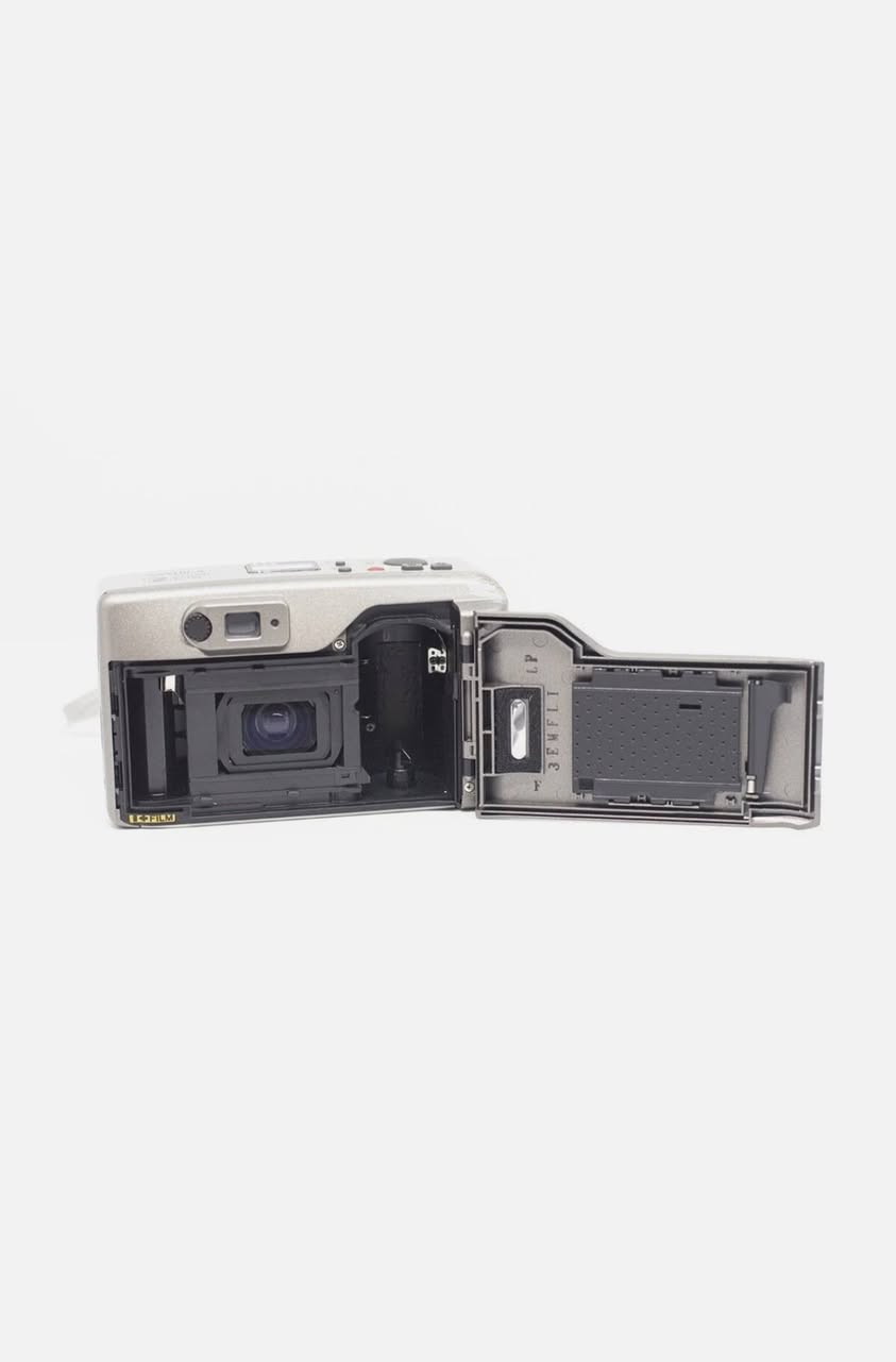 يا جماعة شوفوا الجمال! 😍 عندي كاميرا Yashica Zoom 105 بحالة ممتازة وجاهزة للاستخدام


**إذا كنت صاحب هذا الإعلان وتريد حذفه لأي سبب، رجاءا أرسل رسالة إلى الدعم الفني**