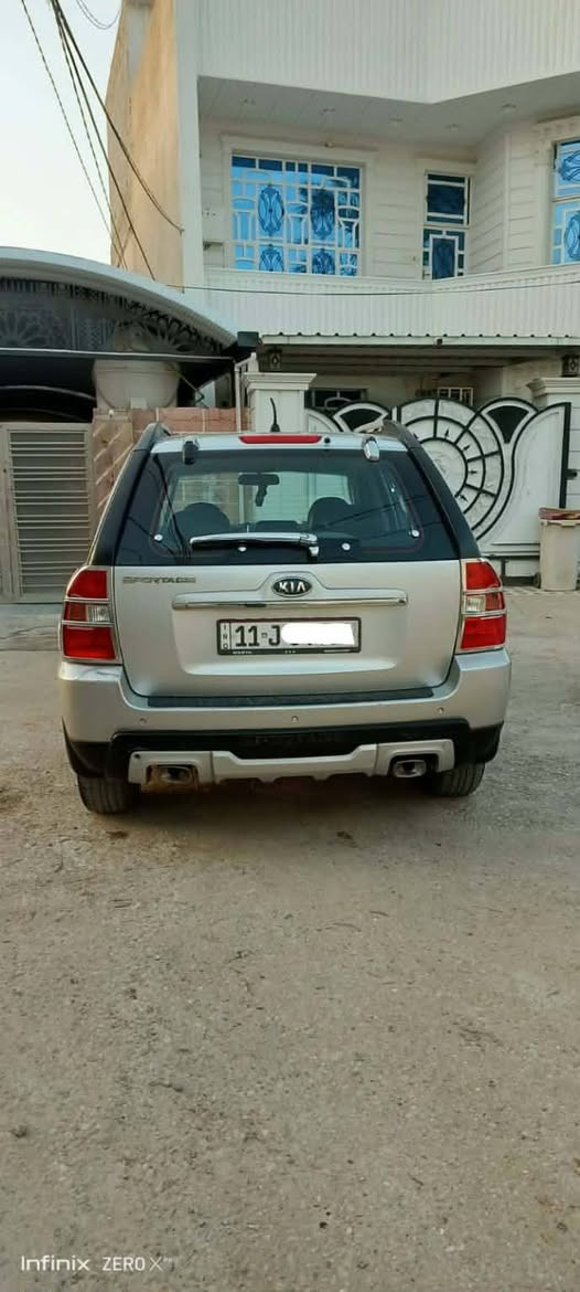 السلام عليكم
كيا سبورتج 2009
                                
رقم بغداد  ..     ابسمي سنويه 2030
السياره كفاله عامه عده صبغ البنيد اثر جراد   شرط قطره معجون مابيه.. السياره جديد حيل اخت الزيروو
كير مكينة حدادية كله جديد
تخم.. تاير وباتري جدد
تبريد .  ماشيه 105حقيقي او وين ماايعجبك افحص
حساس خلفي
كشنات جلد 
محرك 2000 دوش جديد
مكان السيارة ديالى بلدروز 
السعر.   122او بيه مجال 
رقم الهاتف ‏‪***********

