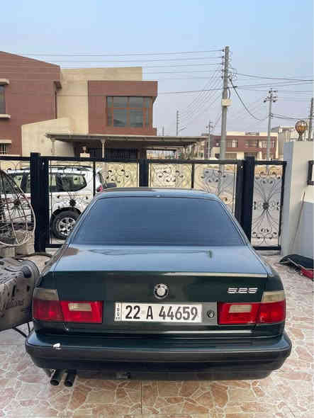 BMW_1990
للبيع او المراوس حسب القناعه
مكينه 25 كبس كير عادي مكفولات 
داخل جلد وياله M  صبغته جديده 
رقم اربيل الجديد تحويل ثاني يوم 
ب58وبيه مجال قليل
للتواصل :***********بي وتساب أربيل
