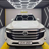 تۆیۆتا لاندکروز 2023 GX  توین تۆربۆ فول مواسەفات   31 هەزار  کم ڕۆشتوو...