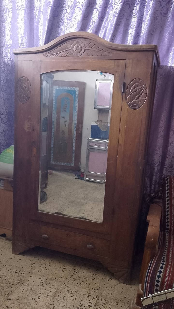 كله قديم عمرهن اكثر من ١٤٠سنه 
لوح صاج مكان بغداد مقابل بوب شام منطقه اصلاح


**إذا كنت صاحب هذا الإعلان وتريد حذفه لأي سبب، رجاءا أرسل رسالة إلى الدعم الفني**