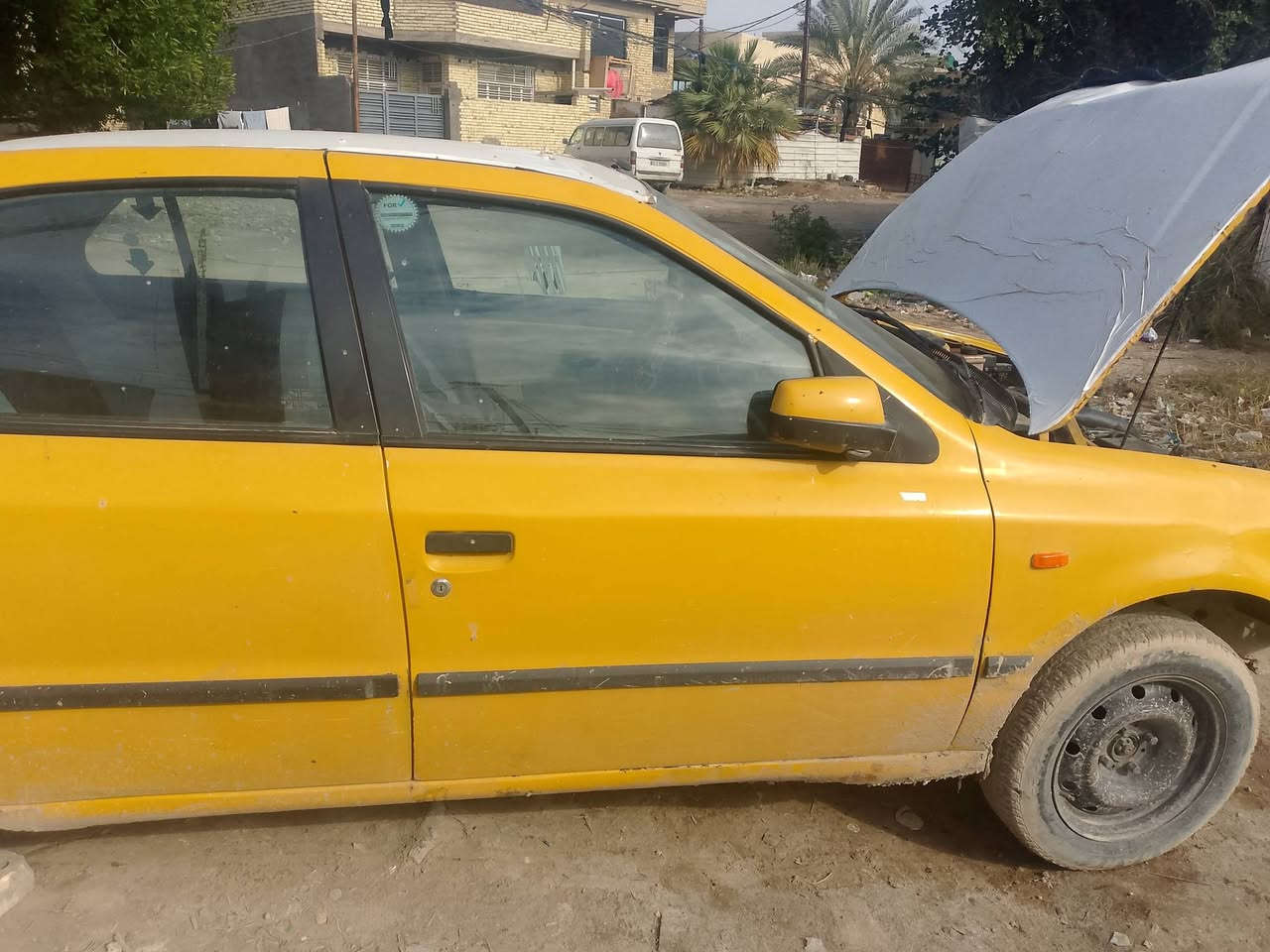 سلام عليكم سمند موديل 2010 كير محرك مابيهن شي سيارة نضربت عدي وهاي صورها وسابقن هم بيه صبغ بس ضربة قوية مابيه  راعيه موجود تحويل مباشر مطلوبة هيئة سنه غرامات ماعليه ابيع هيجي اكفل تحويل اوصليات  مكاني بغداد وسيارة رقم بغداد مشروع وطني. 16 ورقة رايدها ***********
