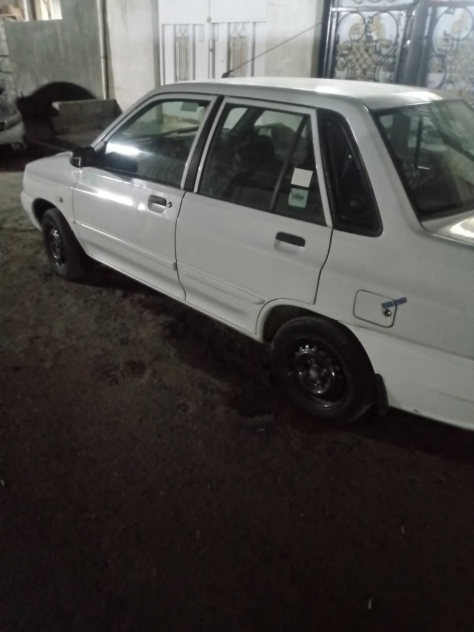 سايبا منغولي 2013 رقم بغداد  بدون صبغ سياره جاهزه مكانها بغداد زعفرانيه  بسمي سنويه 2027 الاستفسار ///*********** اتصل  ماارد على تعليق مااعرف أقره  واتساب موجود ///
