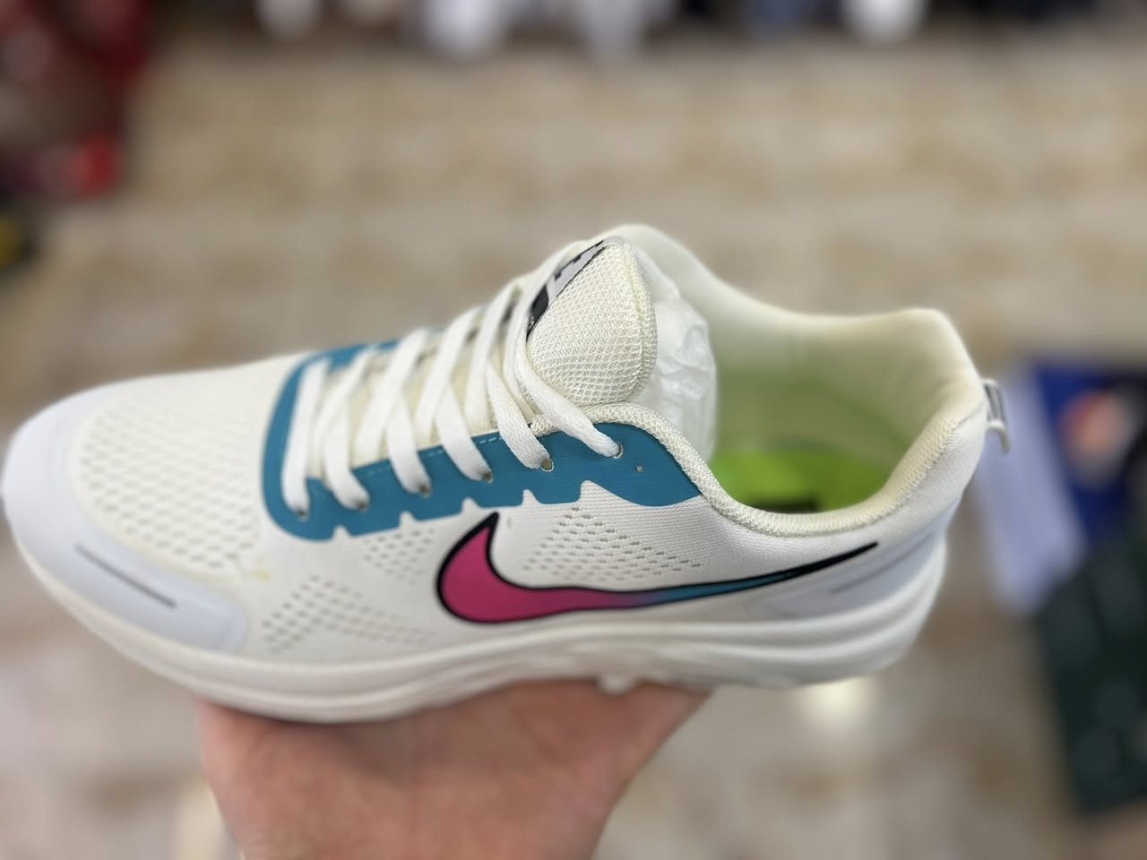 #تخفيضات #تخفيضات
كميه محدوده 
الاسعار اسفل الصور 
تتوفر خدمة توصيل 
للاستفسار اكثر مراسلة الصفحه او من خلال تطبيق الواتساب ***********
#ملابسرجالية #احذية #شحاطه
