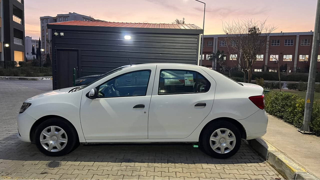 السلام عليكم اخوان، رينو سمبل 2017 ماشيه 34000km للبيع 77 ورقه و مجال كلش بسيط، السياره بيها ٤ قطع صبغ صفحه سايق البابين و جاملغين، و بيها بارد باب السكن
السياره نظيفه و ماشيه كلش قليل دهوك, العراق


**إذا كنت صاحب هذا الإعلان وتريد حذفه لأي سبب، رجاءا أرسل رسالة إلى الدعم الفني**