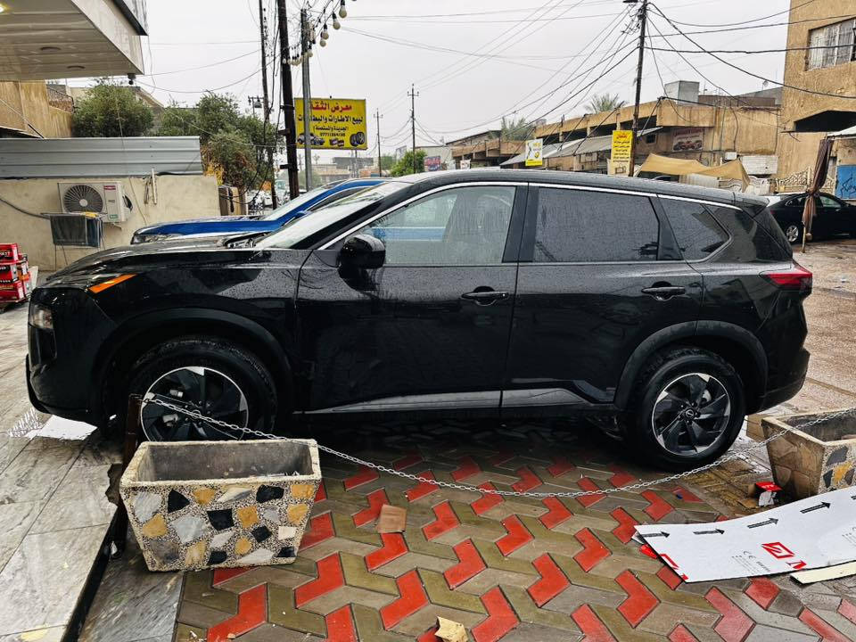 نيسان روج موديل ٢٠٢٥ مواصفات sv مرقمة بغداد 
ماشية ٩٠٠٠
***********
