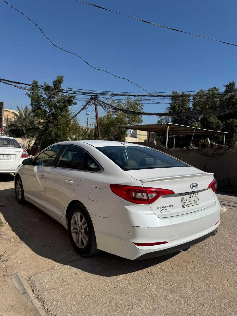 سلام عليكم سوناتا 2016 وارد كندي  محرك GDI 2400 سيارة جاهزه من كلشي رقم نجف حادثها جاملغ امامي فقط بيها تشليع صبغ بالقماره  و باب السايق صبغ بدون دواخل مكاني النجف للتواصل *********** ( السعر 105 النجف, العراق
