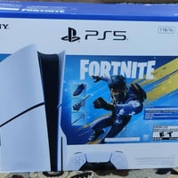 بلي ٥ سلم ذاكرة 1 تيرا باندل بالكارتون مامشتغل ولا متصل بالكهرباء ولام...