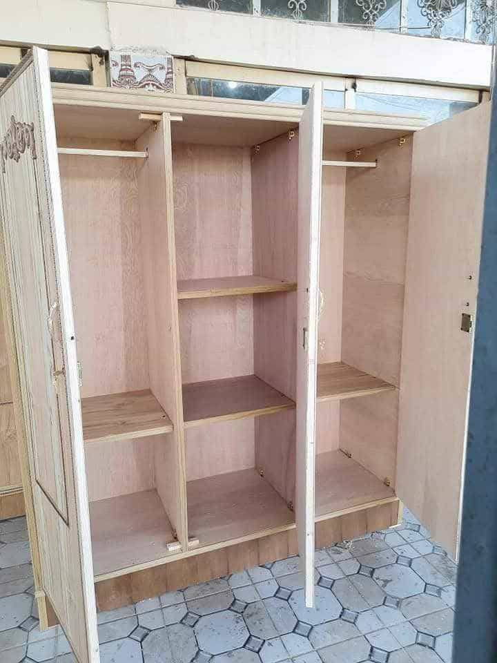 يوجد لدينا كناتير ابو ٢و٣ اسعار مناسبة الاسكندريه ***********
