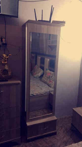 السلام عليكم ورحمه الله غرفه تركيه 7 قطع نضافته 95 بل 100
عنواني بغداد الامين الثانيه قيم وهذه
***********
